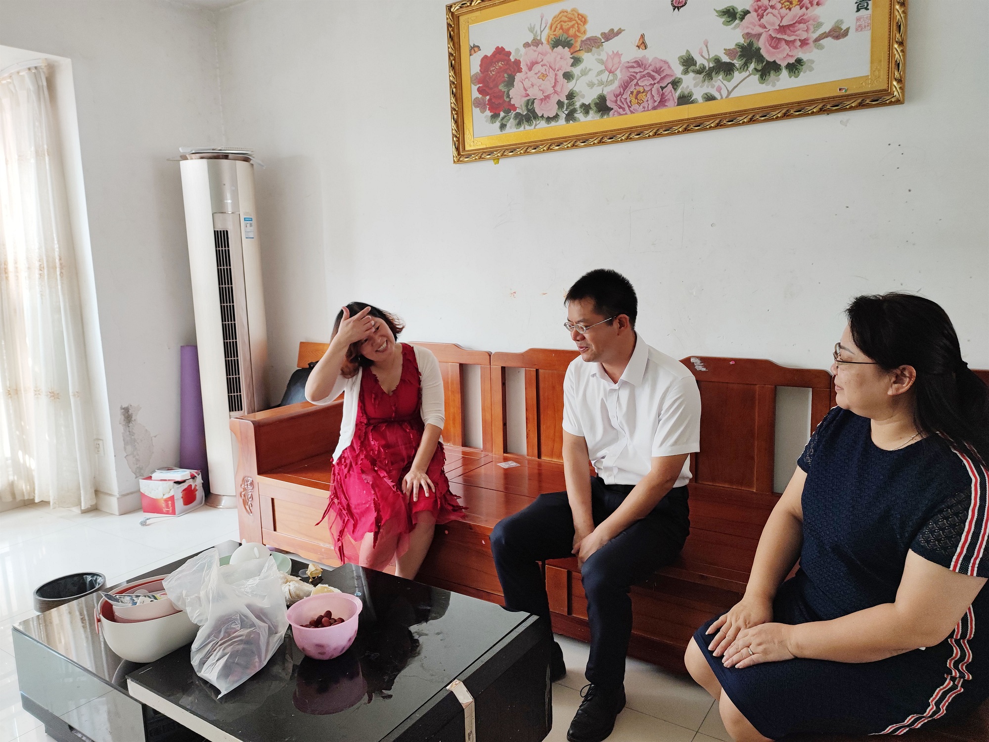 20210926 一分公司“雙節(jié)”前夕慰問(wèn)海外員工家屬 圖_副本.jpg