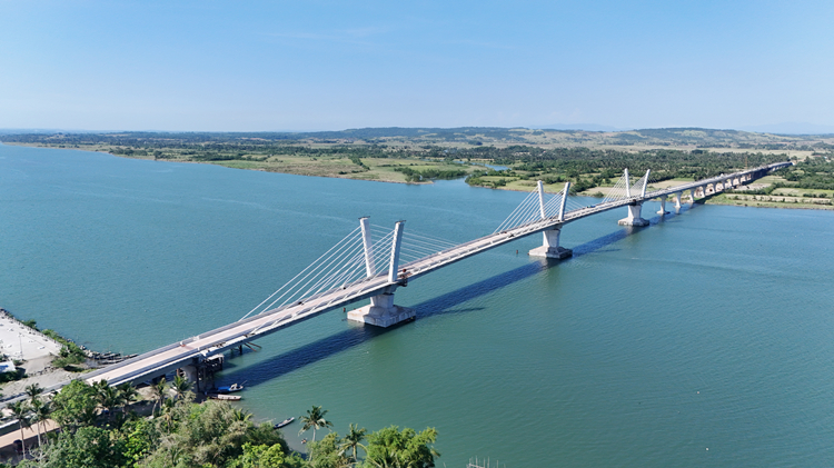 20250522542931.jpg 全橋合龍照片1_副本.jpg