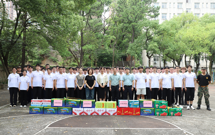 20250715124090.jpg 6451ed2780946335359c1a8dbd604dc_副本.jpg